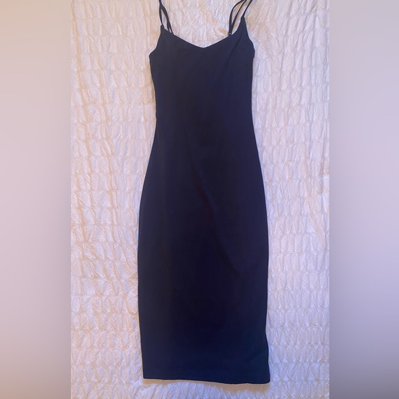 Babaton Black Contour Cami Midi Dress - Picture 7 of 9